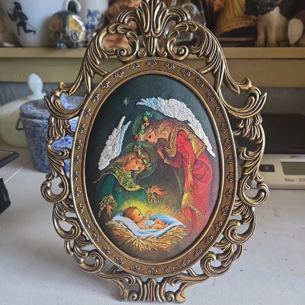 Vintage Creative Circle Adoring Angels Embroidery Brass Ornate Filigree Frame